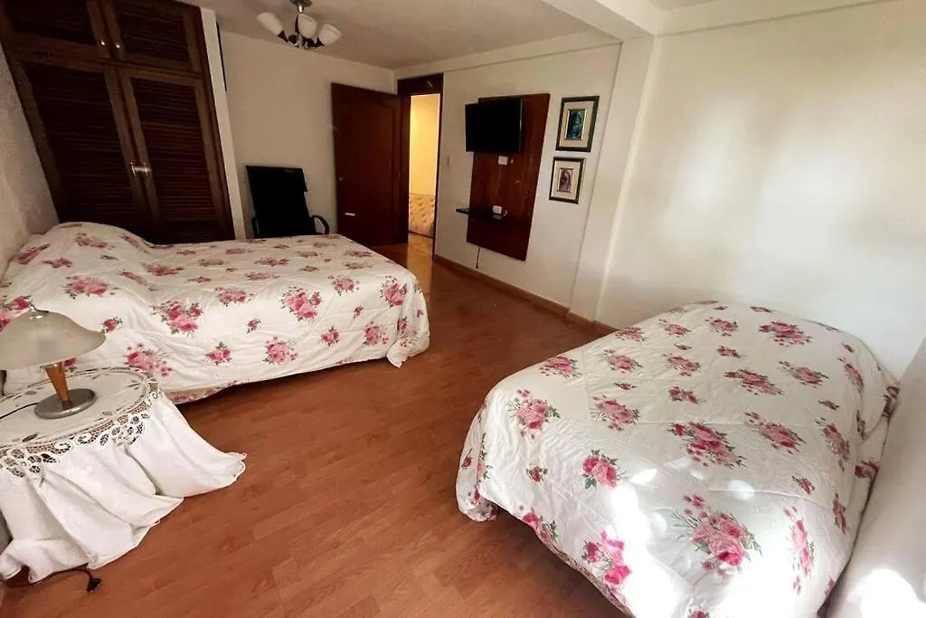 Feriehus Lujosa Casa Guayllabamba - Gym Jacuzzi Piscina Villa Quito Ecuador