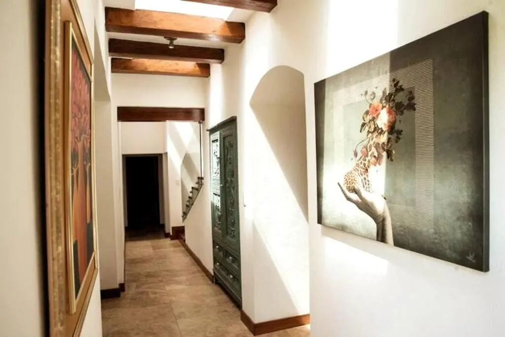 Lujosa Casa Guayllabamba - Gym Jacuzzi Piscina Villa Quito Feriehus