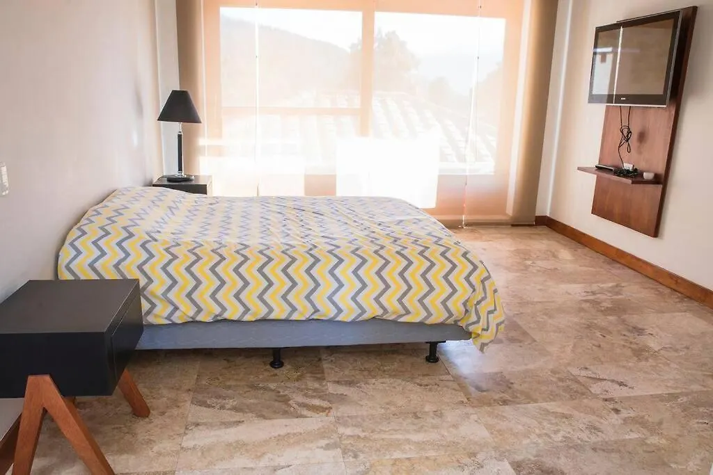 Vakantiehuis Lujosa Casa Guayllabamba - Gym Jacuzzi Piscina Villa Quito